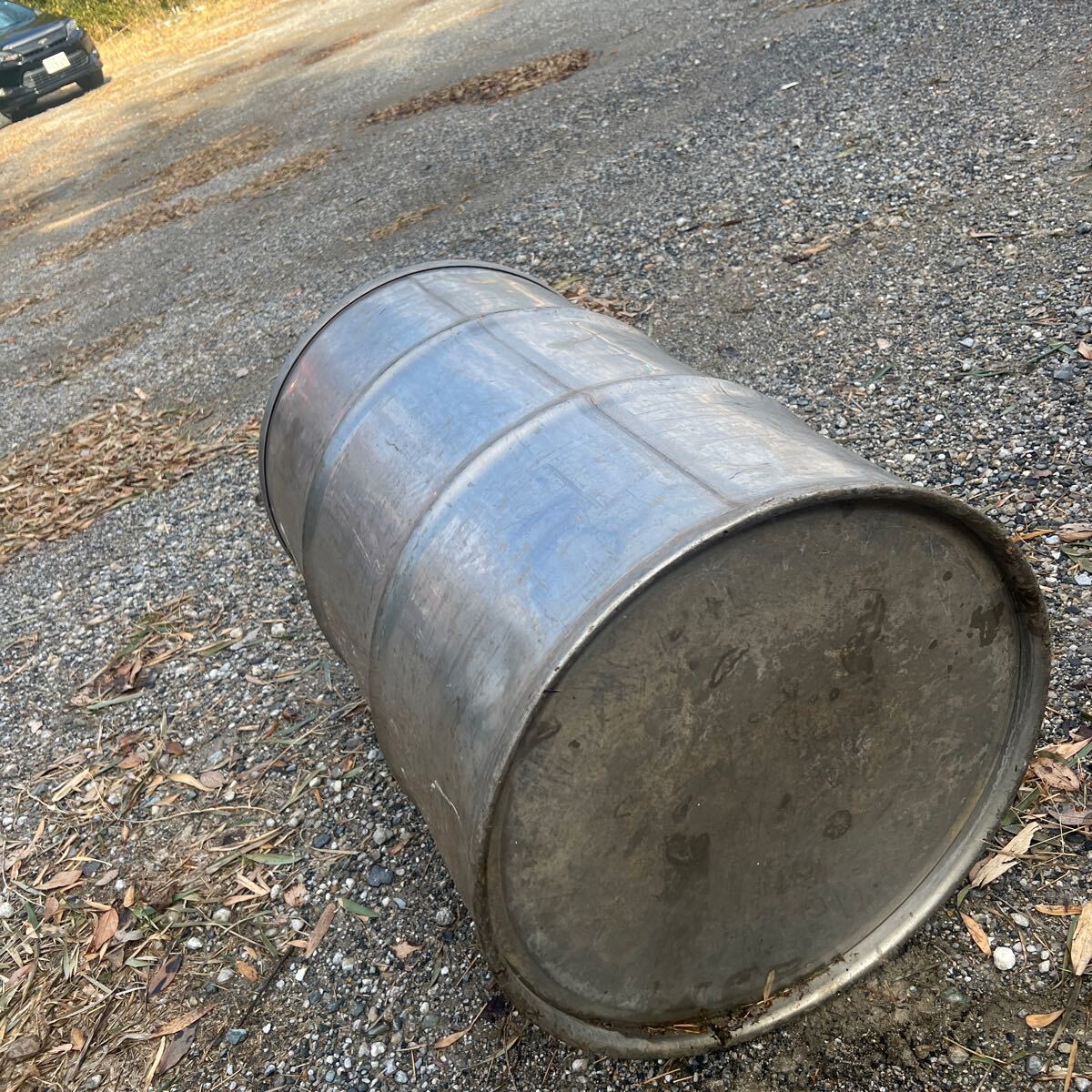 千葉 中古 ステンレス 空ドラム缶 バーベキュー 200L 焼却炉 缶 千葉 中古 ステンレス 空ドラム缶 バーベキュー 200L 焼却炉 缶