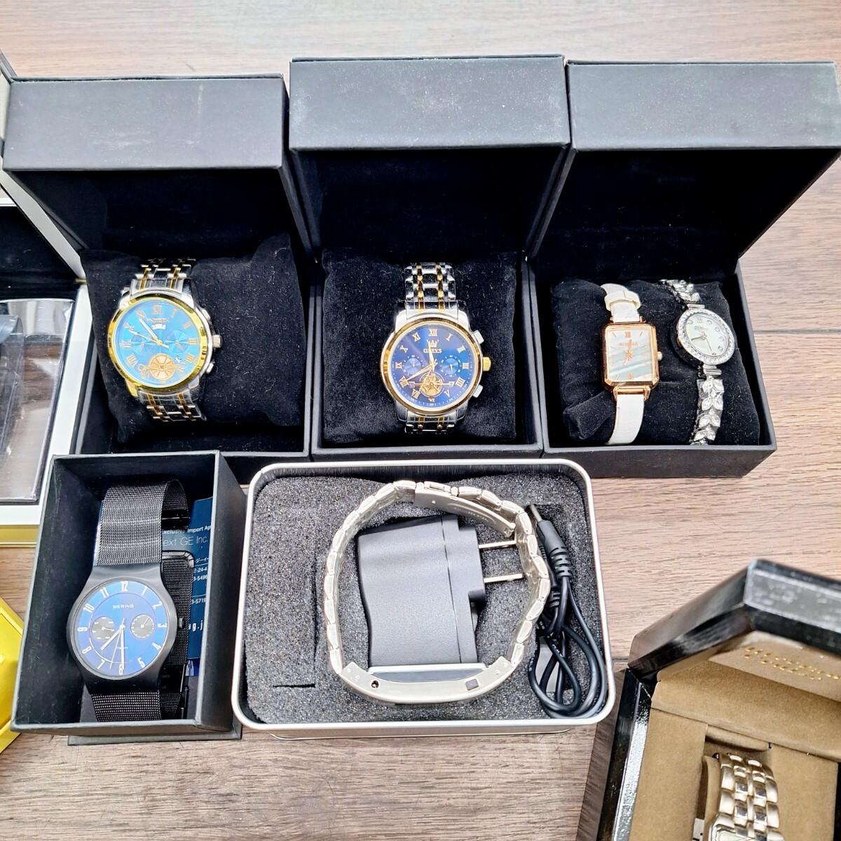 箱付き腕時計 腕時計 時計 MARIO VALENTINO STARLET BERING MCM 箱付き腕時計 腕時計 時計 MARIO VALENTINO STARLET BERING MCM