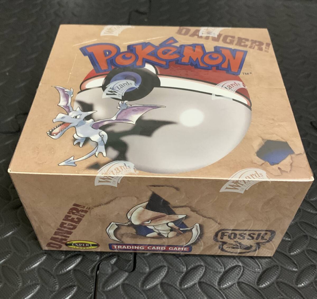 ポケモンカードゲーム 英語版 未開封BOX FOSIIL 化石 プテラ ポケモンカードゲーム 英語版 未開封BOX FOSIIL 化石 プテラ