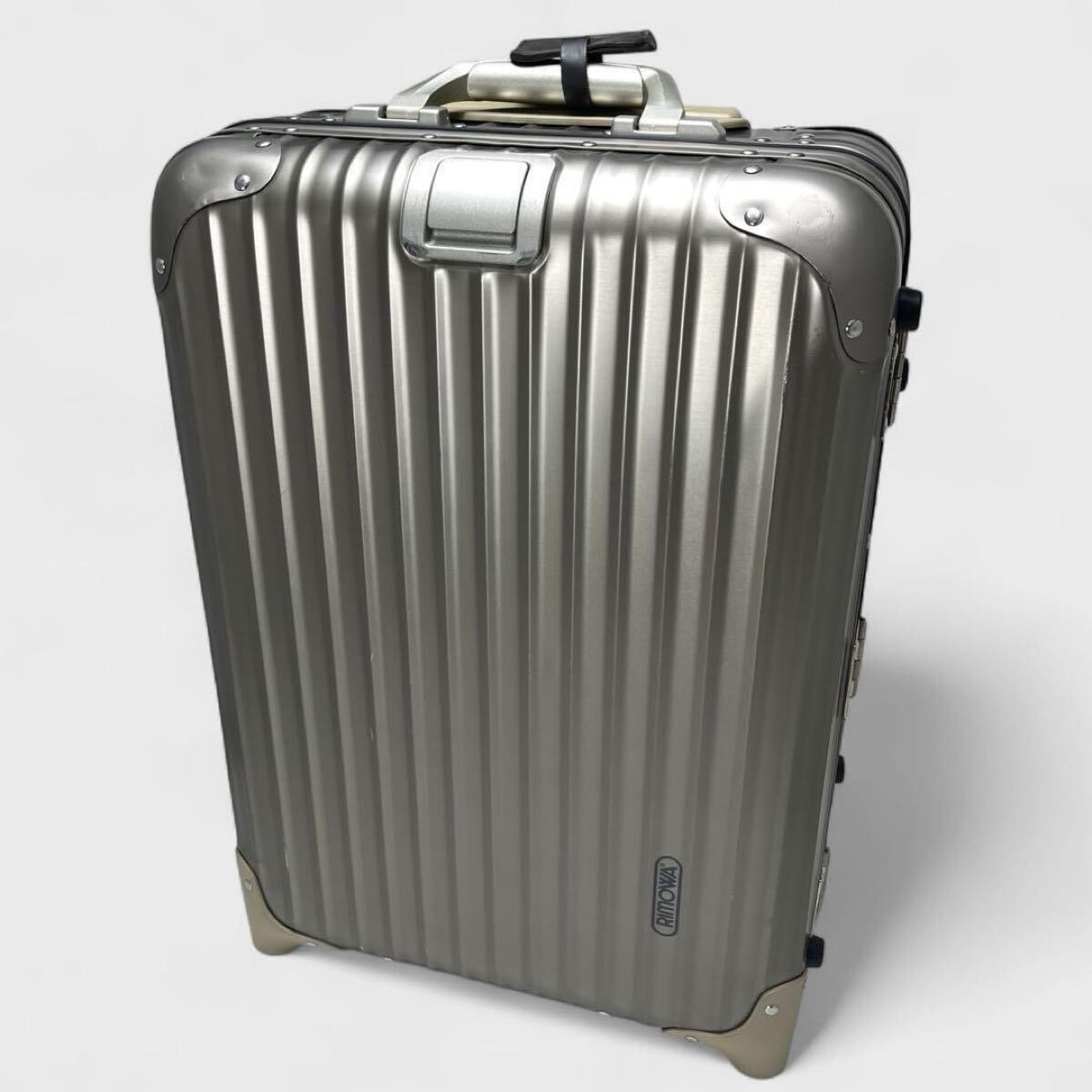 レア品(廃盤品)】RIMOWA リモワ トパーズ プレミアム チタニウム レア品(廃盤品)】RIMOWA リモワ トパーズ プレミアム チタニウム