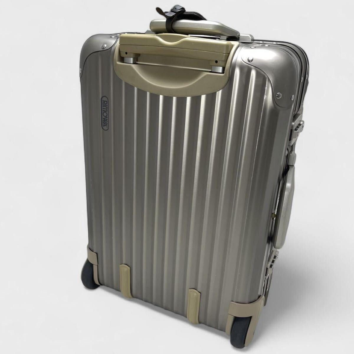 レア品(廃盤品)】RIMOWA リモワ トパーズ プレミアム チタニウム レア品(廃盤品)】RIMOWA リモワ トパーズ プレミアム チタニウム