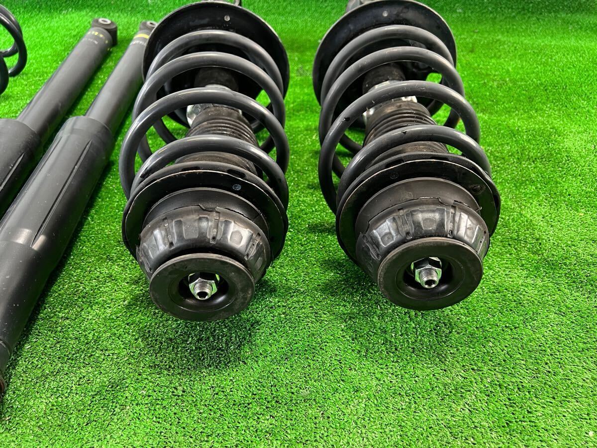 S9700 Toyota aqua DAA-NHP10 оригинальный 95171KM подвеска стойка амортизатор springs один шт комплект