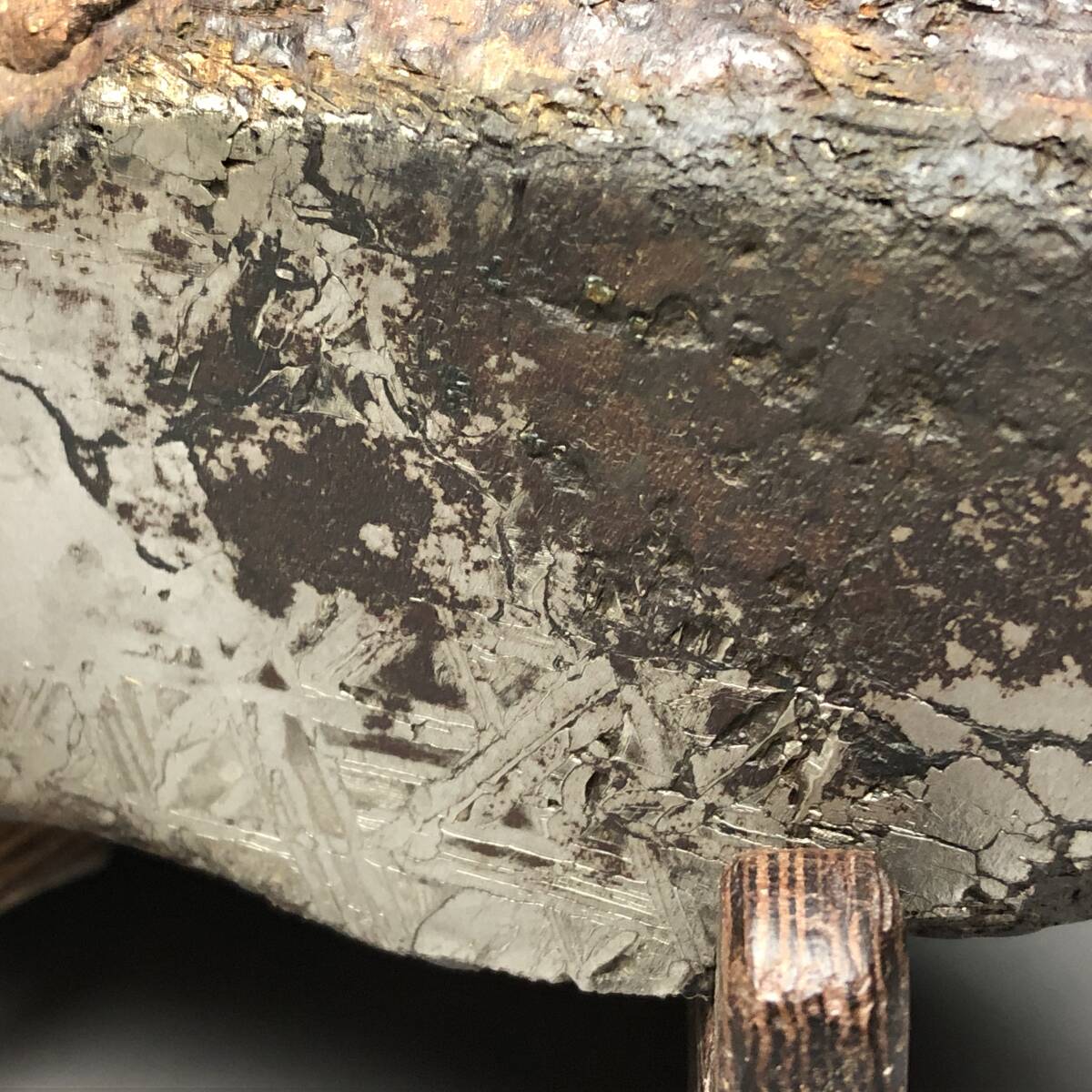 アルタイ隕石 原石 鉄隕石 磁石にくっ付く 隕石・宇宙パワー 重 アルタイ隕石 原石 鉄隕石 磁石にくっ付く 隕石・宇宙パワー 重
