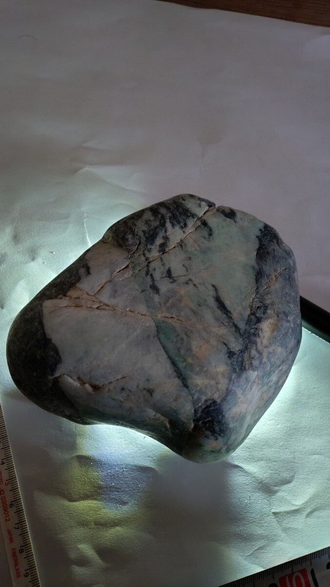 鑑賞石 翡翠 ? 約1.96kg/ 古民家 インテリア 雑貨 飾り置物 鑑賞石 翡翠 ? 約1.96kg/ 古民家 インテリア 雑貨 飾り置物
