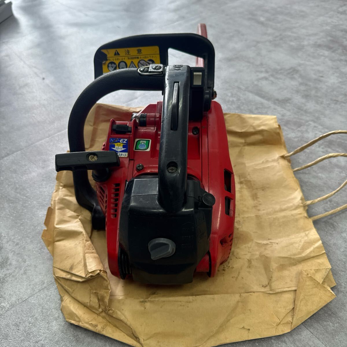 A69 ゼノア エンジンチェーンソー G2500 日本製 ZENOAH 農機具 A69 ゼノア エンジンチェーンソー G2500 日本製 ZENOAH 農機具