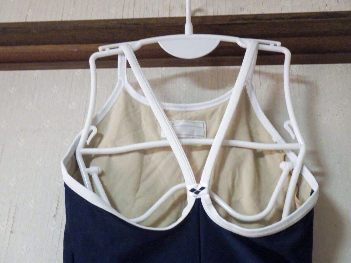 ARN-185W アリーナ 競泳水着 女性用 XB 黒 白紐(ワンピース ARN-185W アリーナ 競泳水着 女性用 XB 黒 白紐(ワンピース