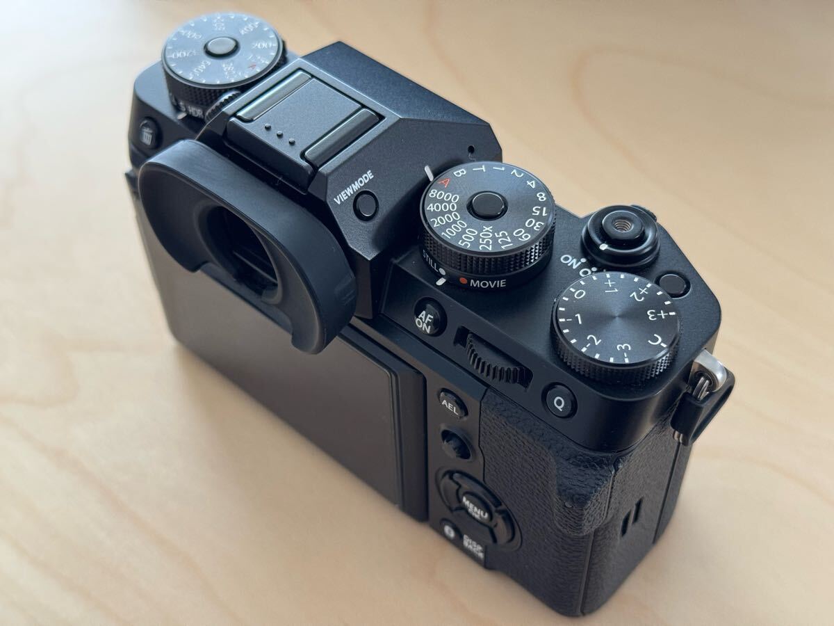 新品同様品 保証残りあり FUJIFILM X-T5 ボディ 富士フイルム 新品同様品 保証残りあり FUJIFILM X-T5 ボディ 富士フイルム