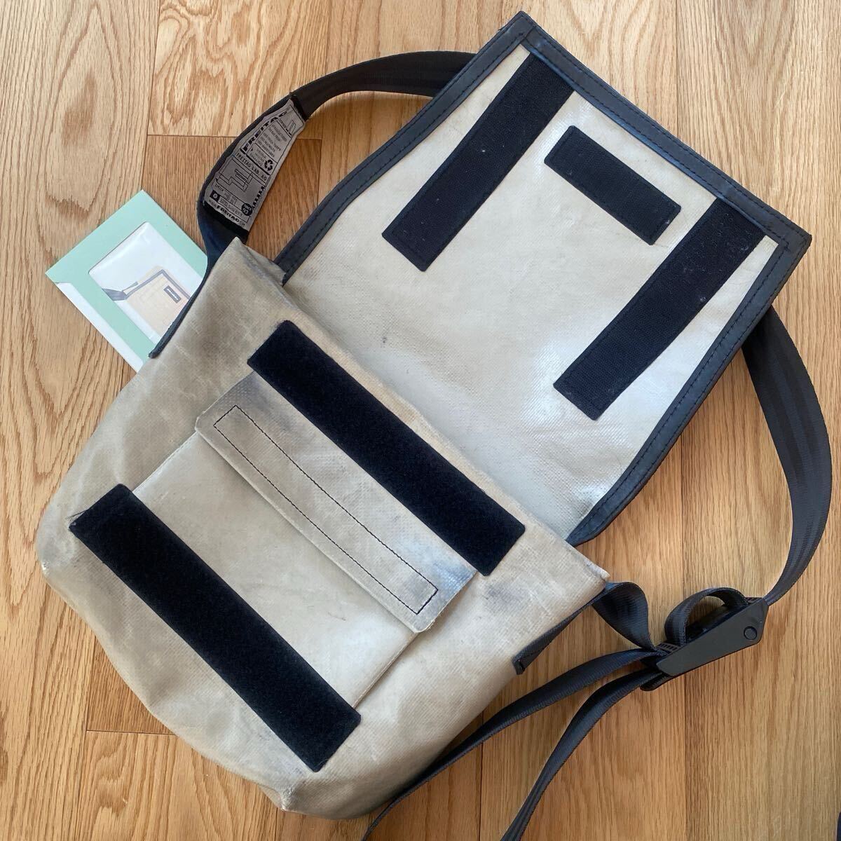FREITAG F11 LASSIE メッセンジャーバッグ フライターグ FREITAG F11 LASSIE メッセンジャーバッグ フライターグ