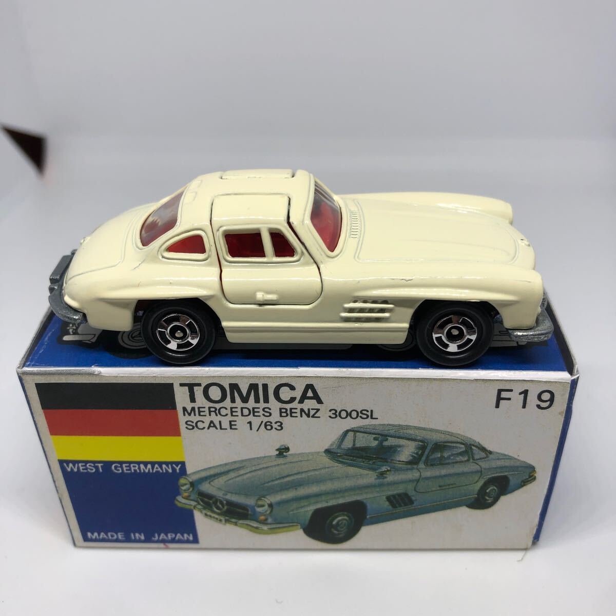 トミカ 日本製 青箱 F19 メルセデス ベンツ 300SL 当時物 絶版 トミカ 日本製 青箱 F19 メルセデス ベンツ 300SL 当時物 絶版