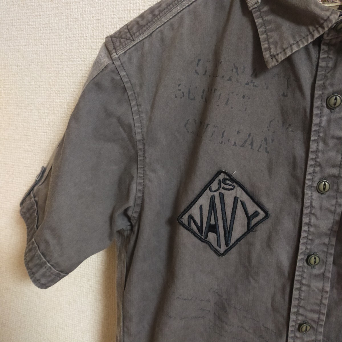 AVIREX アヴィレックス 6145162 ミリタリーシャツ 半袖 ワッペン 刺繍 ステンシル風(fēng)プリント M グレー
