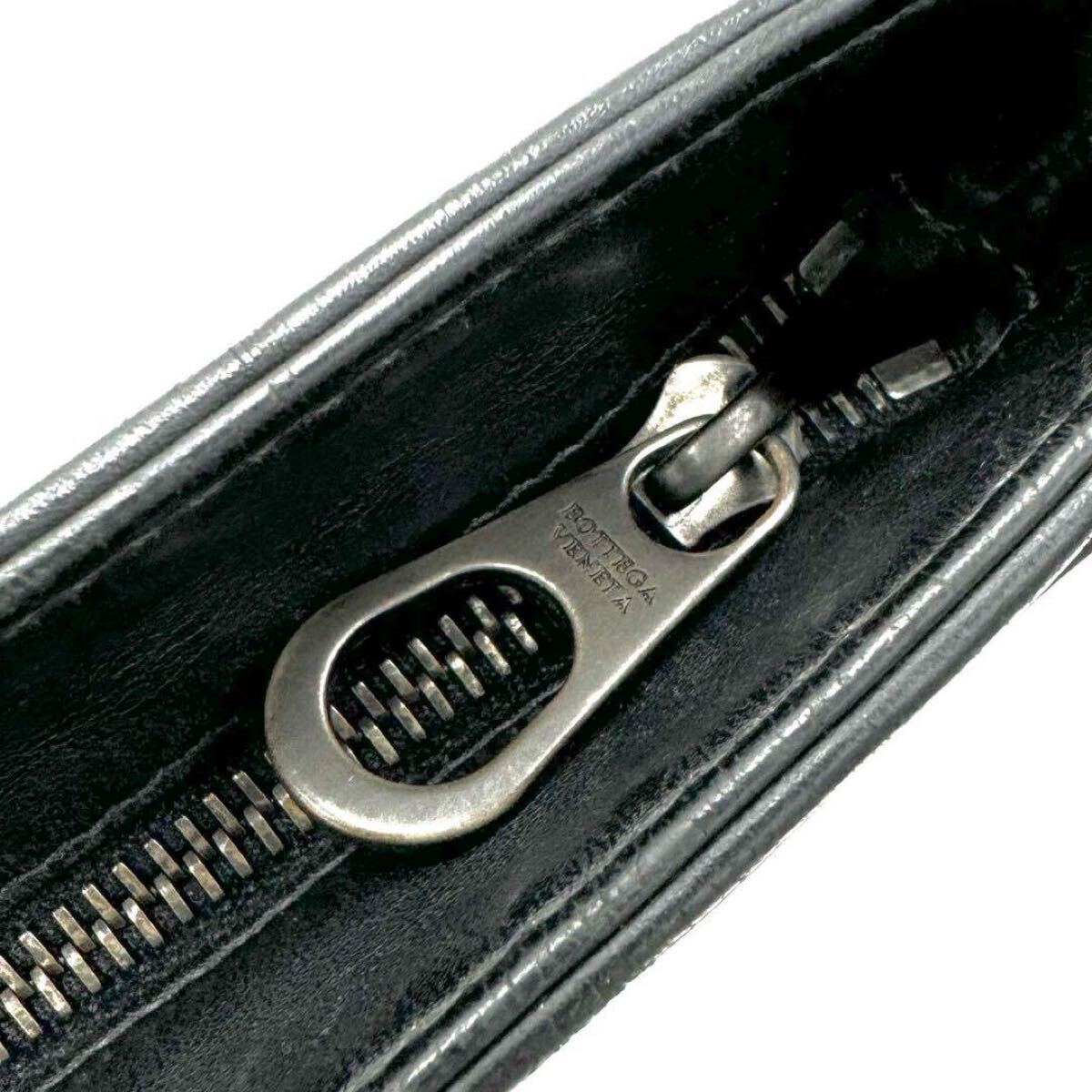 BOTTEGA VENETA ボッテガヴェネタ ショルダーバッグ イントレチャート ブラック 黒 レザー