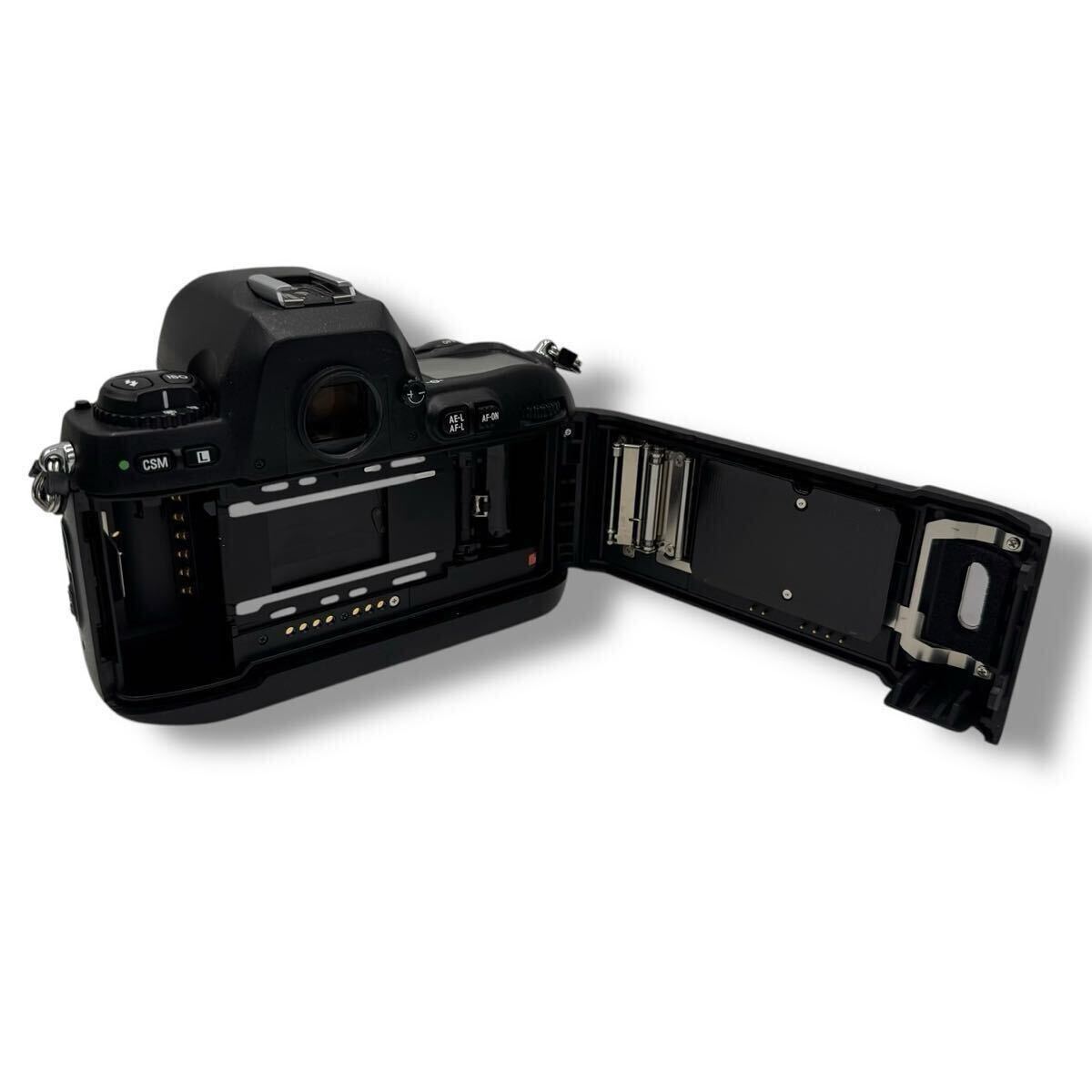 Nikon 一眼レフ F100 ニコン フィルムカメラ AF NIKKOR 35-105mm Nikon 一眼レフ F100 ニコン フィルムカメラ AF NIKKOR 35-105mm
