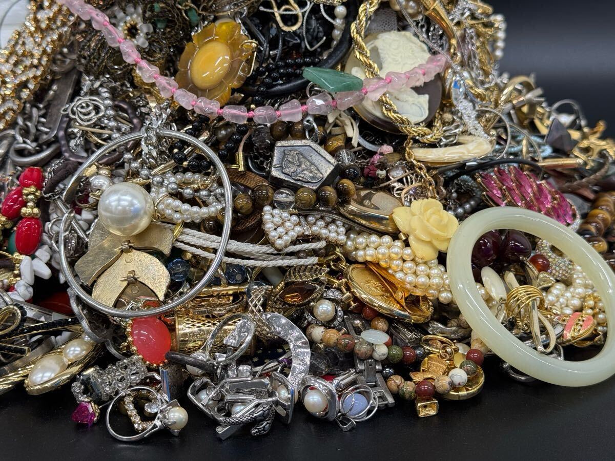 1円 アクセサリー 大量 セット まとめ売り 指輪 ネックレス 1円 アクセサリー 大量 セット まとめ売り 指輪 ネックレス