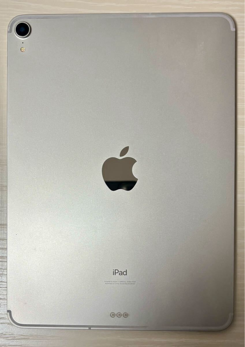 iPad Pro 11インチ 第1世代 Wi-Fi + Cellular 64GB シルバー au iPad Pro 11インチ 第1世代 Wi-Fi + Cellular 64GB シルバー au