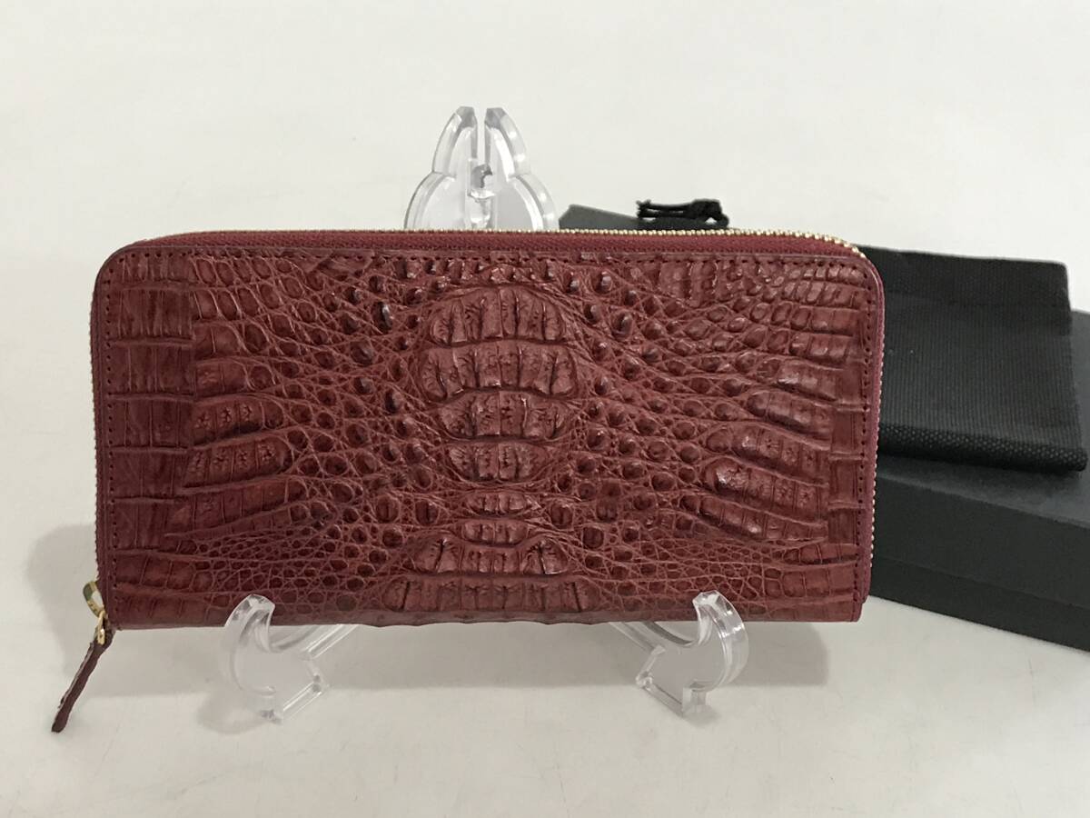HG7786 カイマン ホーン 長財布 ラウンドファスナー ワニ革 レザー 一枚革 ワイン 小銭入れあり 専用箱付き 未使用品_画像1