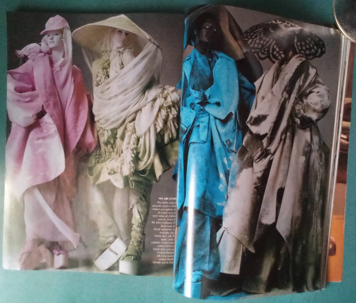 VOGUE DECEMBER 2002 Hal * Berry Annie Leibovitz Steven Meisel