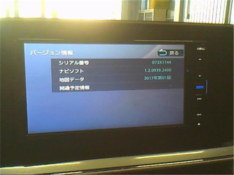 ダイハツ 純正 キャスト 《 LA250S 》 カーナビゲーション P90400-25001103