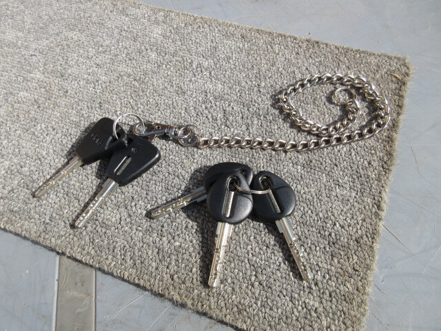 D1201○フジメタル(株)(防火戸)/玄関ドア/未使用展示品□キー D1201○フジメタル(株)(防火戸)/玄関ドア/未使用展示品□キー