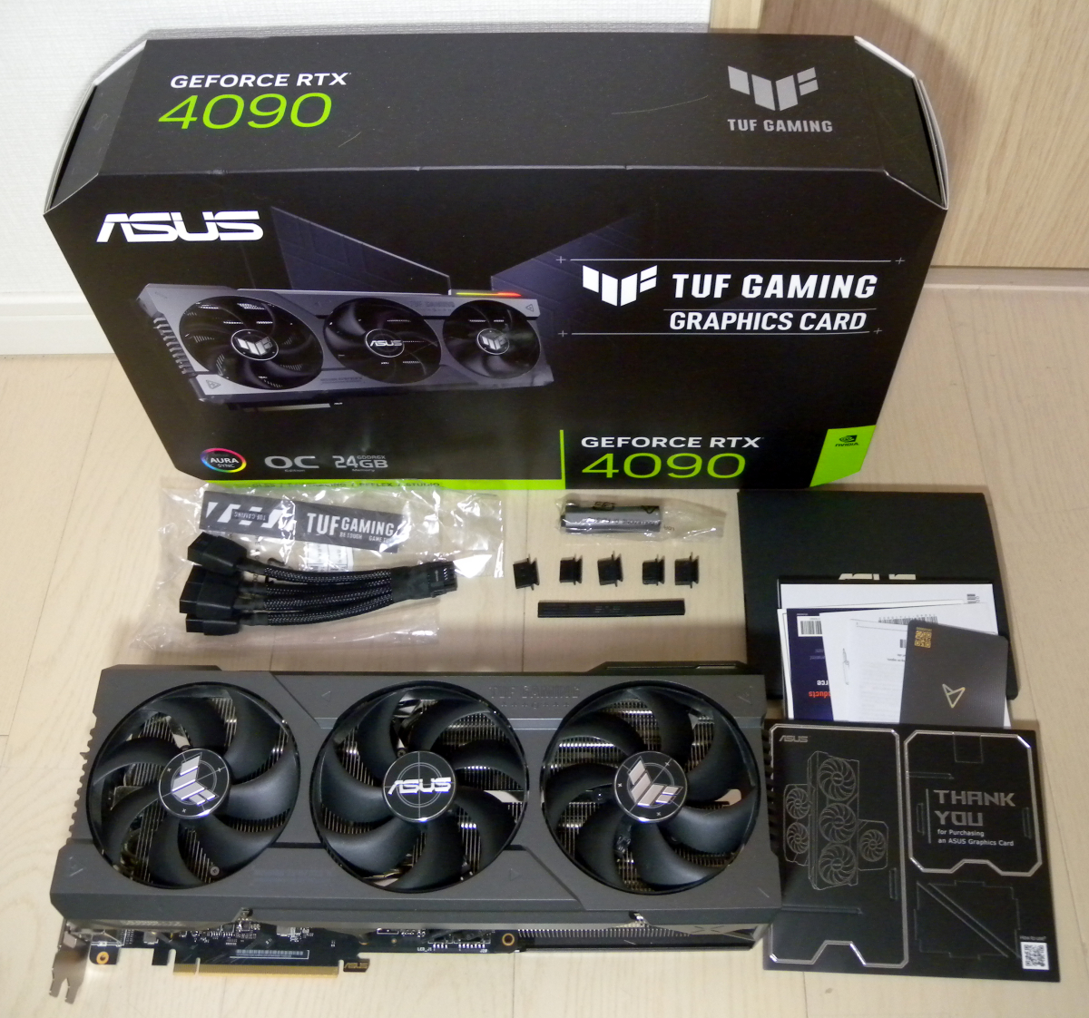 ASUS TUF-RTX4090-O24G-GAMING 動作正常 付属品完備 美品 2023年 ASUS TUF-RTX4090-O24G-GAMING 動作正常 付属品完備 美品 2023年