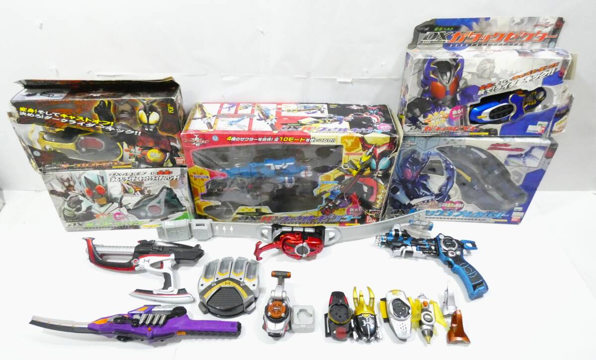 1309T/1円~ 仮面ライダーカブト 変身ベルト・武器・変身ブレス 1309T/1円~ 仮面ライダーカブト 変身ベルト・武器・変身ブレス