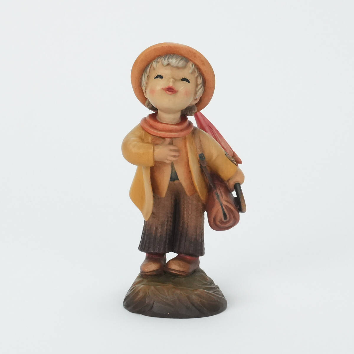 ☆1円スタート☆ Anri アンリ 木彫り 人形 少年 傘 帽子 ☆1円スタート☆ Anri アンリ 木彫り 人形 少年 傘 帽子