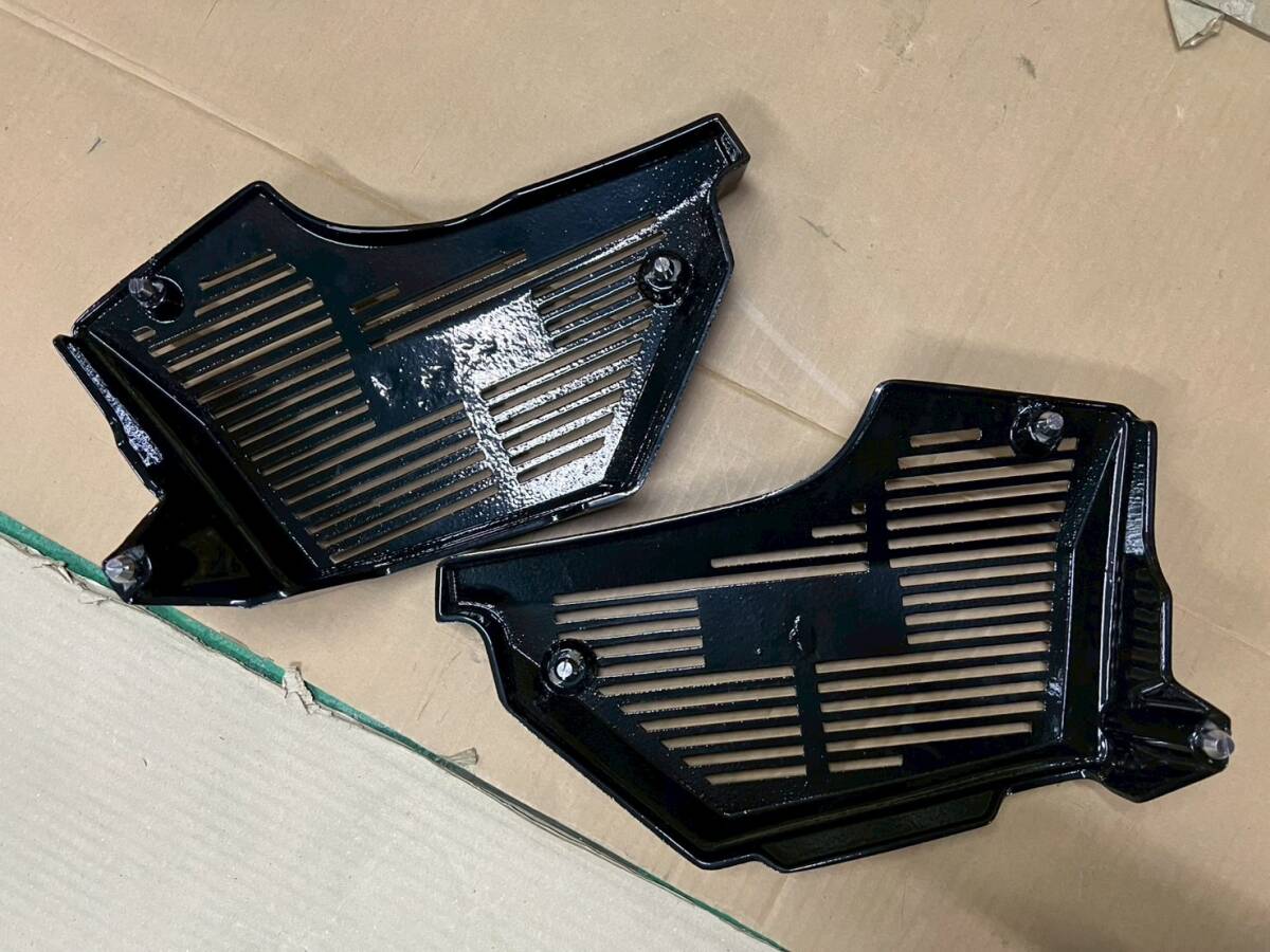 ホーク3 アルフィン ロゴ有/中古 美品サイドカバーCB250N CB400N ホーク3 アルフィン ロゴ有/中古 美品サイドカバーCB250N CB400N