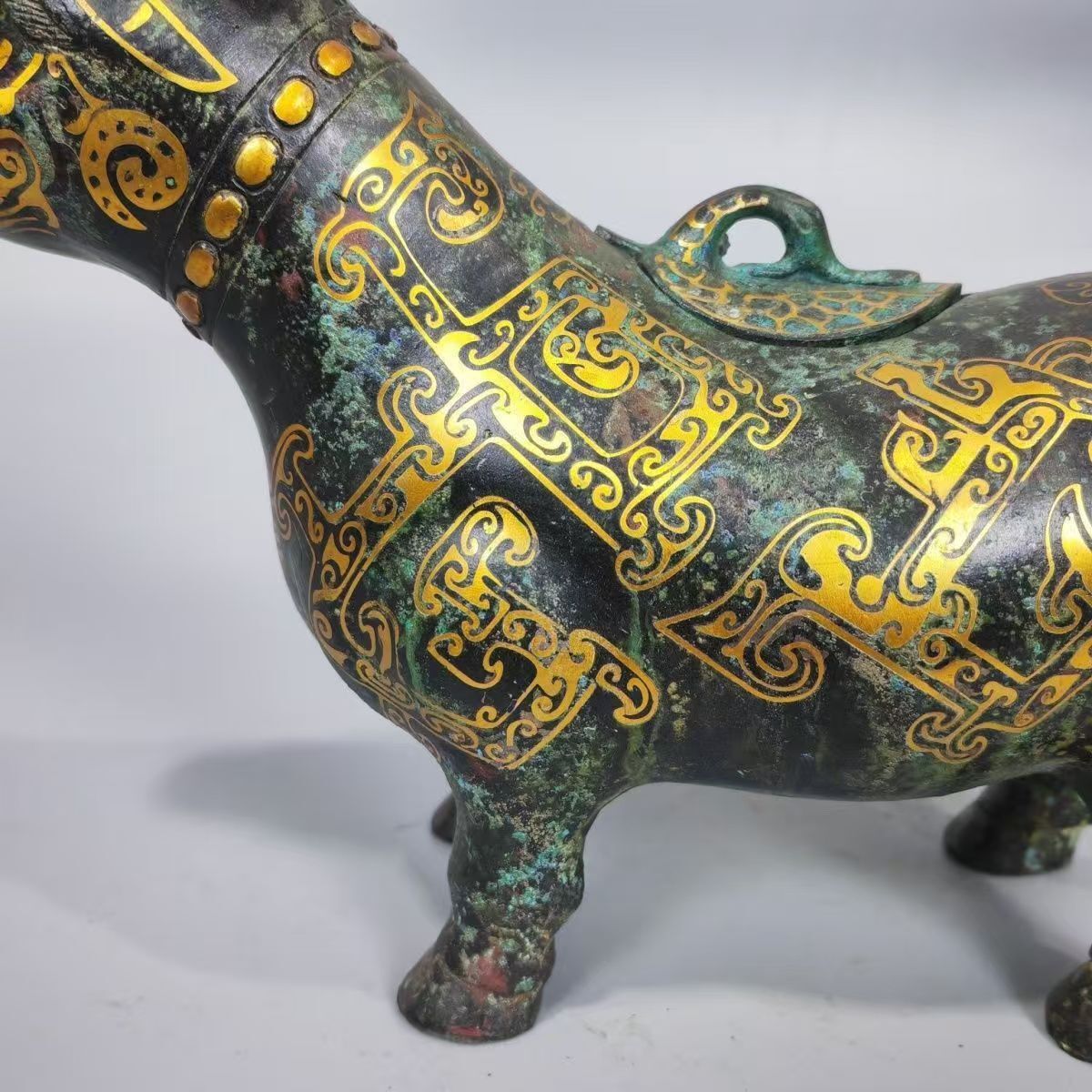 中国古玩 古美術 西周時代 古代青銅器 金犠尊(瑞獣)置物玄関物 中国古玩 古美術 西周時代 古代青銅器 金犠尊(瑞獣)置物玄関物