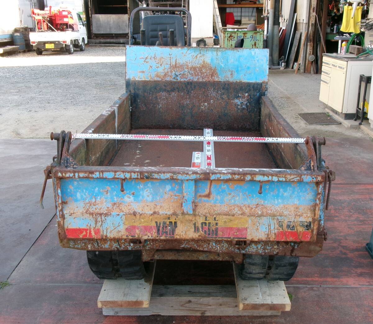 077 ヤマグチ YXD-2504KN 油圧ダンプ運搬車 ディーゼル 750kg 077 ヤマグチ YXD-2504KN 油圧ダンプ運搬車 ディーゼル 750kg