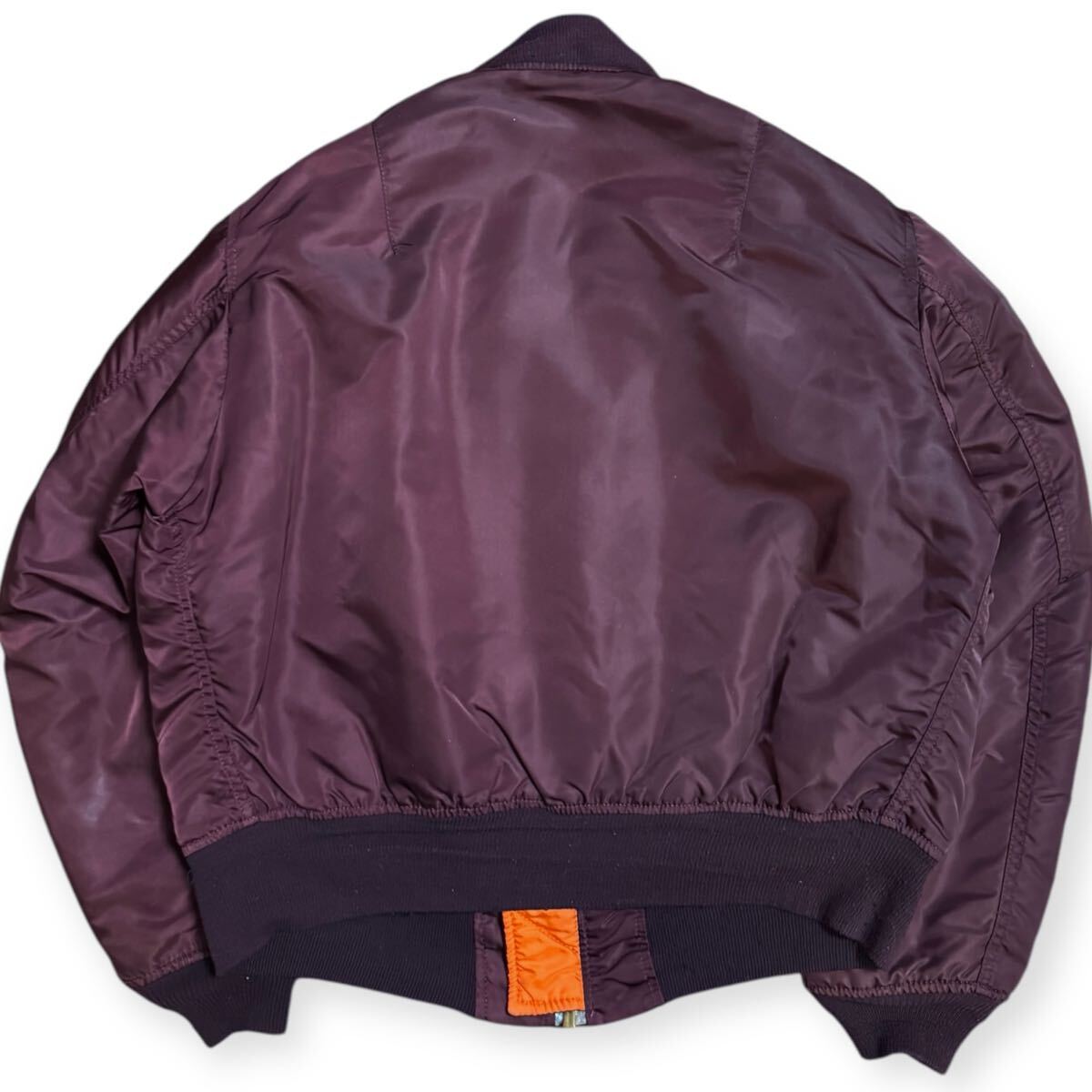稀少色ボルドー ALPHA INDUSTRIES 90s 黒タグ USA製 稀少色ボルドー ALPHA INDUSTRIES 90s 黒タグ USA製