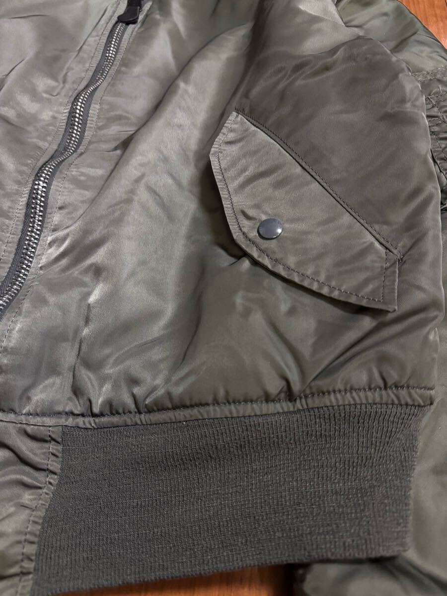 雰囲気 ALPHA INDUSTRIES 黒タグ 90s USA製 ヴィンテージ MA-1 雰囲気 ALPHA INDUSTRIES 黒タグ 90s USA製 ヴィンテージ MA-1