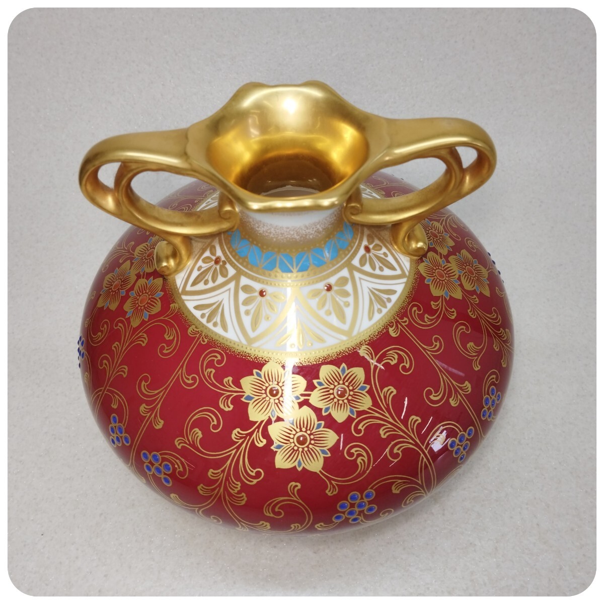 Noritake オールドノリタケ 復刻品 金彩葡萄 花生 壷 つぼ 花入 Noritake オールドノリタケ 復刻品 金彩葡萄 花生 壷 つぼ 花入