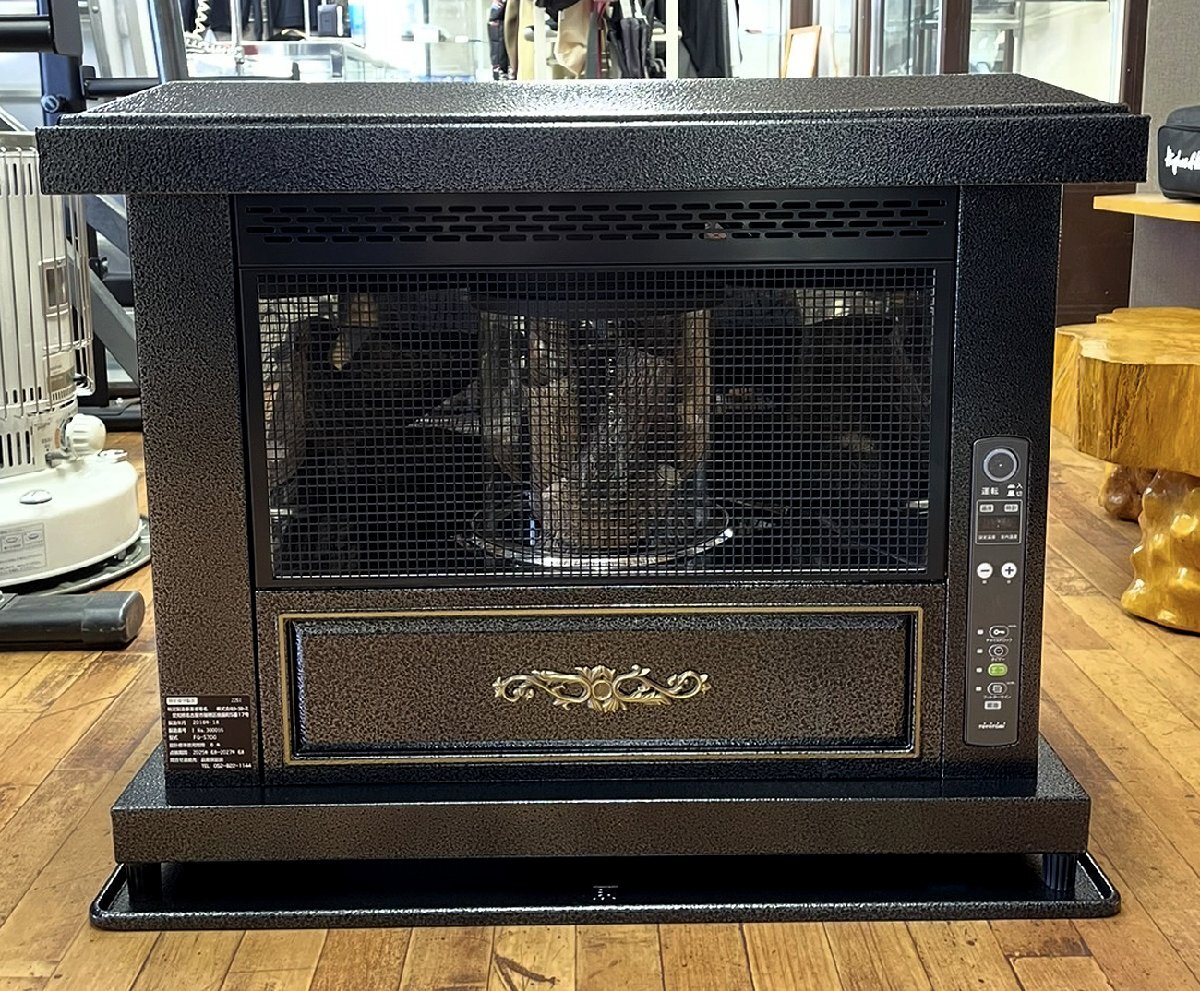 希少 新品同様 トヨトミ アンティークモデル 暖炉風 FF式石油 希少 新品同様 トヨトミ アンティークモデル 暖炉風 FF式石油