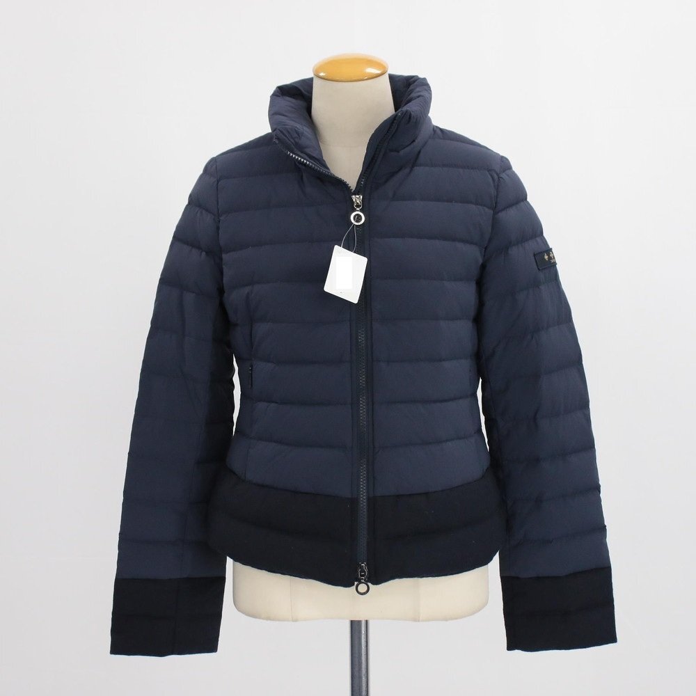 □美品□タトラス ヴァレナ ショート丈 ダウン ジャケット □美品□タトラス ヴァレナ ショート丈 ダウン ジャケット