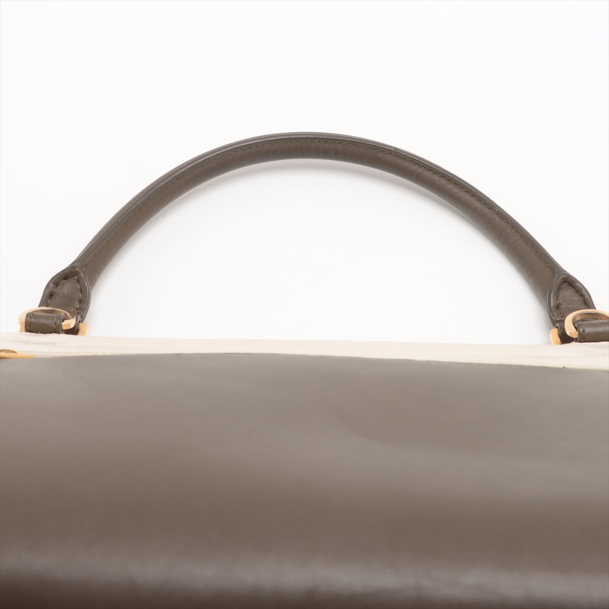 1円□美品□セリーヌ□トラペーズ スモール バイカラー レザー 1円□美品□セリーヌ□トラペーズ スモール バイカラー レザー