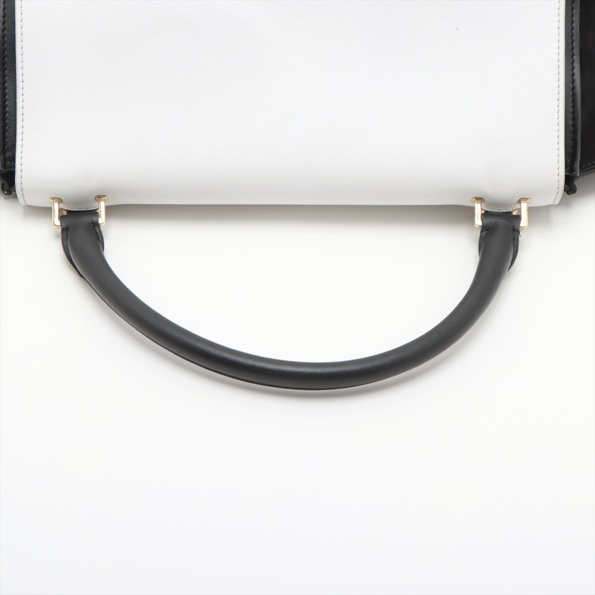1円□美品□セリーヌ□トラペーズ ミディアム レザー 2WAY 1円□美品□セリーヌ□トラペーズ ミディアム レザー 2WAY