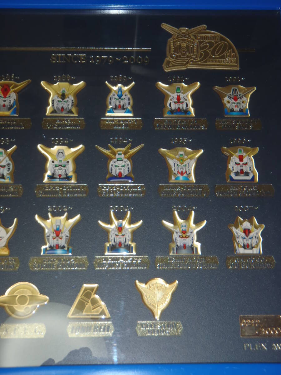 機動戦士ガンダム 30周年記念 ヒストリー ピンバッジ 機動戦士ガンダム 30周年記念 ヒストリー ピンバッジ