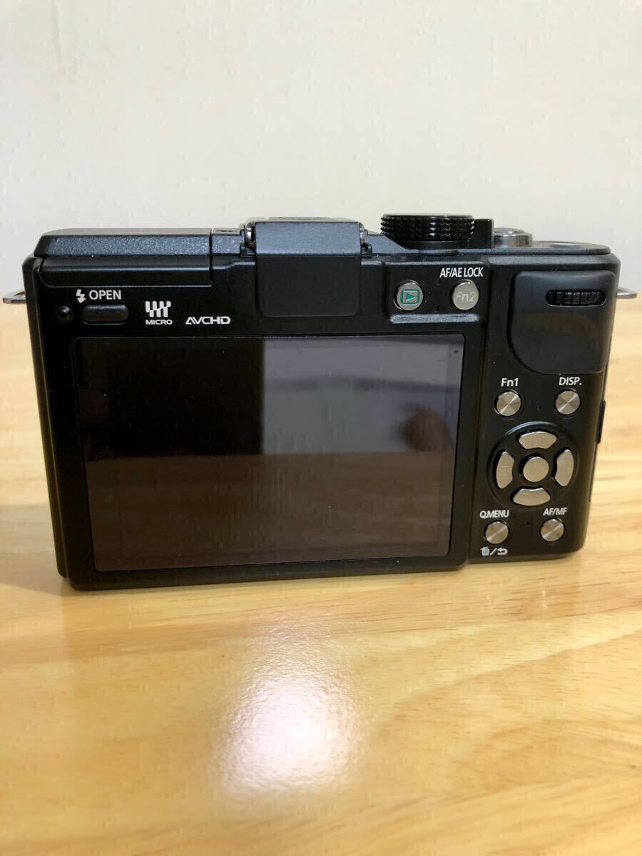 美品 シャッター回数2460回 パナソニック Panasonic LUMIX DMC 美品 シャッター回数2460回 パナソニック Panasonic LUMIX DMC