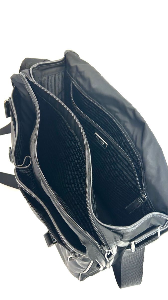 ☆本物/正規品☆PRADA プラダ メッセンジャーバッグ ショルダー ☆本物/正規品☆PRADA プラダ メッセンジャーバッグ ショルダー