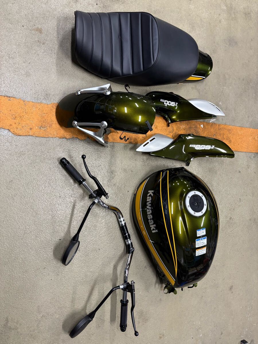 Z900RS カフェ? 外装一式 カウル 深緑色 ダークグリーン 外装 Z900RS カフェ? 外装一式 カウル 深緑色 ダークグリーン 外装