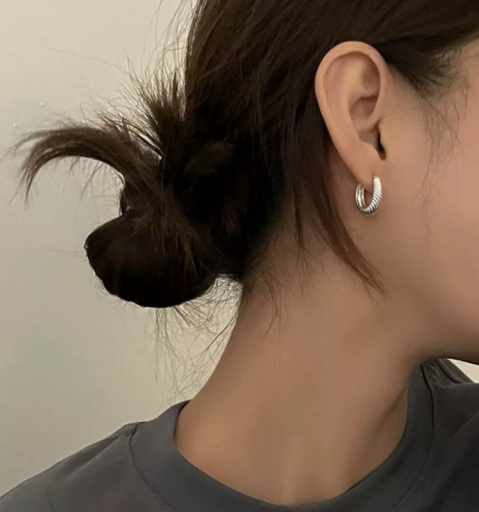ピアス シルバー925 韓國(guó) オーバルスレッドイヤリング 金屬アレルギー対応