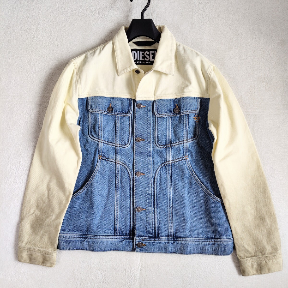 極美品 現行 【XL LL】 DIESEL ディーゼル デニムジャケット 極美品 現行 【XL LL】 DIESEL ディーゼル デニムジャケット
