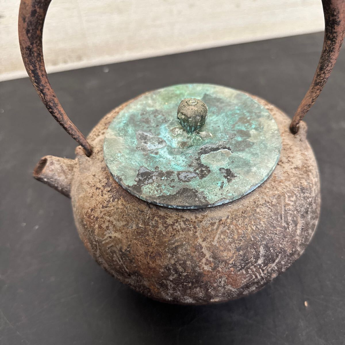 t4-120 龍文堂 鉄瓶 鉄器 時代物 茶器 茶道具 銅蓋 保管品(鉄瓶 t4-120 龍文堂 鉄瓶 鉄器 時代物 茶器 茶道具 銅蓋 保管品(鉄瓶