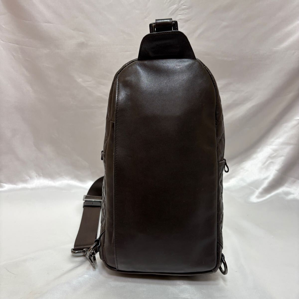 良品・希少】TUMI TICON Leather Sling トゥミ タイコン レザー 良品・希少】TUMI TICON Leather Sling トゥミ タイコン レザー