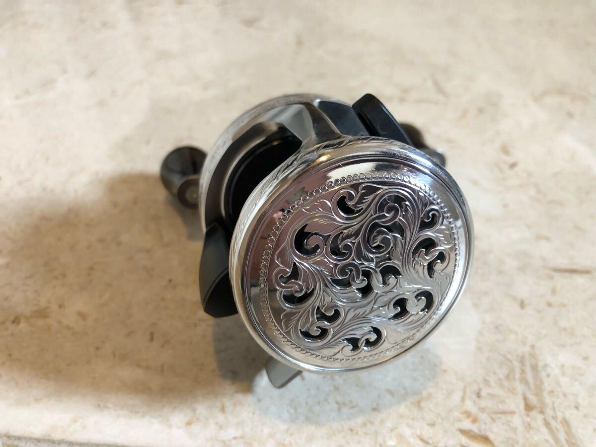 シマノ 12カルカッタ101 カスタム SHIMANO 彫金カスタム 送料 シマノ 12カルカッタ101 カスタム SHIMANO 彫金カスタム 送料