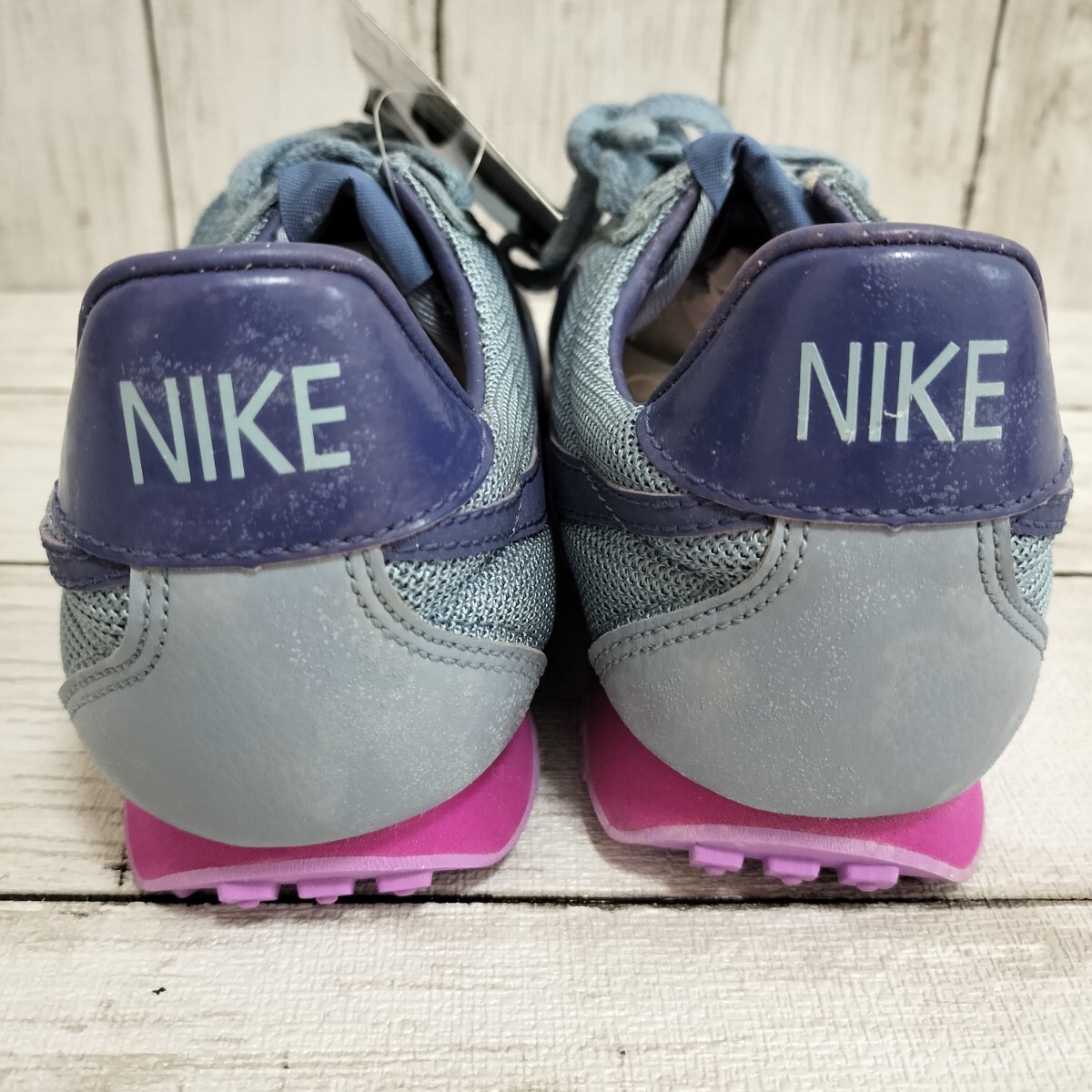 S□ 未使用 タグ付き NIKE ナイキ レディース ロゴ スニーカー S□ 未使用 タグ付き NIKE ナイキ レディース ロゴ スニーカー