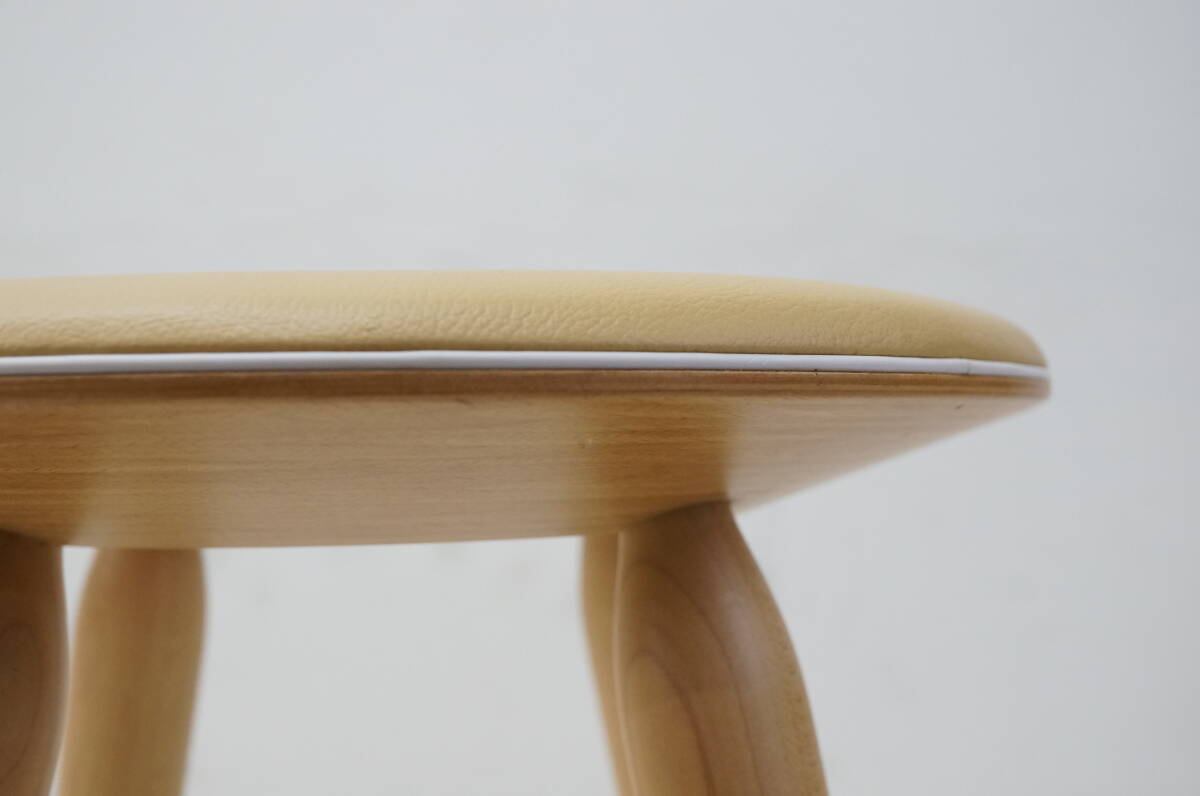 東ハ:【天童木工/Tendo】リングスツール ベージュ系 ② 高さ約44.7㎝ グッドデザイン賞受賞 丸椅子 リビングインテリア ★送料無(wú)料★
