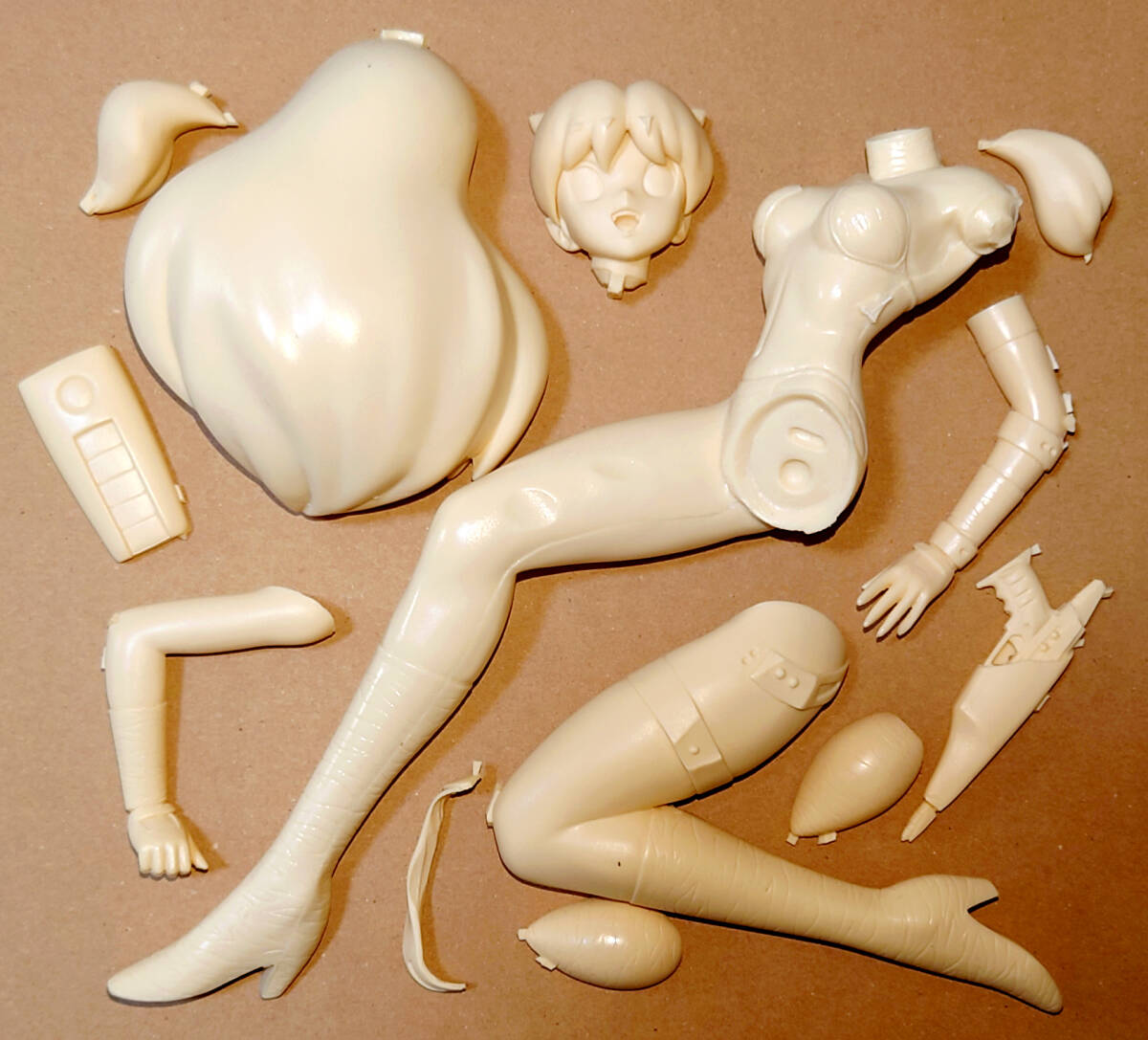1/6 ラム　ロック・ザ・プラネット仕様　湊川あまは 原型 　うる星やつら　高橋留美子　ワンフェス　ガレージキット　ガレキ 　レジン_画像4