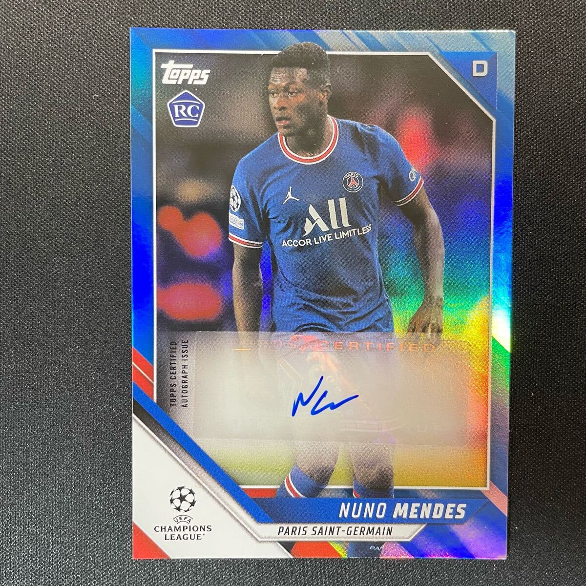 2021-22 Topps UEFA Club Competitions Nuno Mendes Auto Paris 2021-22 Topps UEFA Club Competitions Nuno Mendes Auto Paris