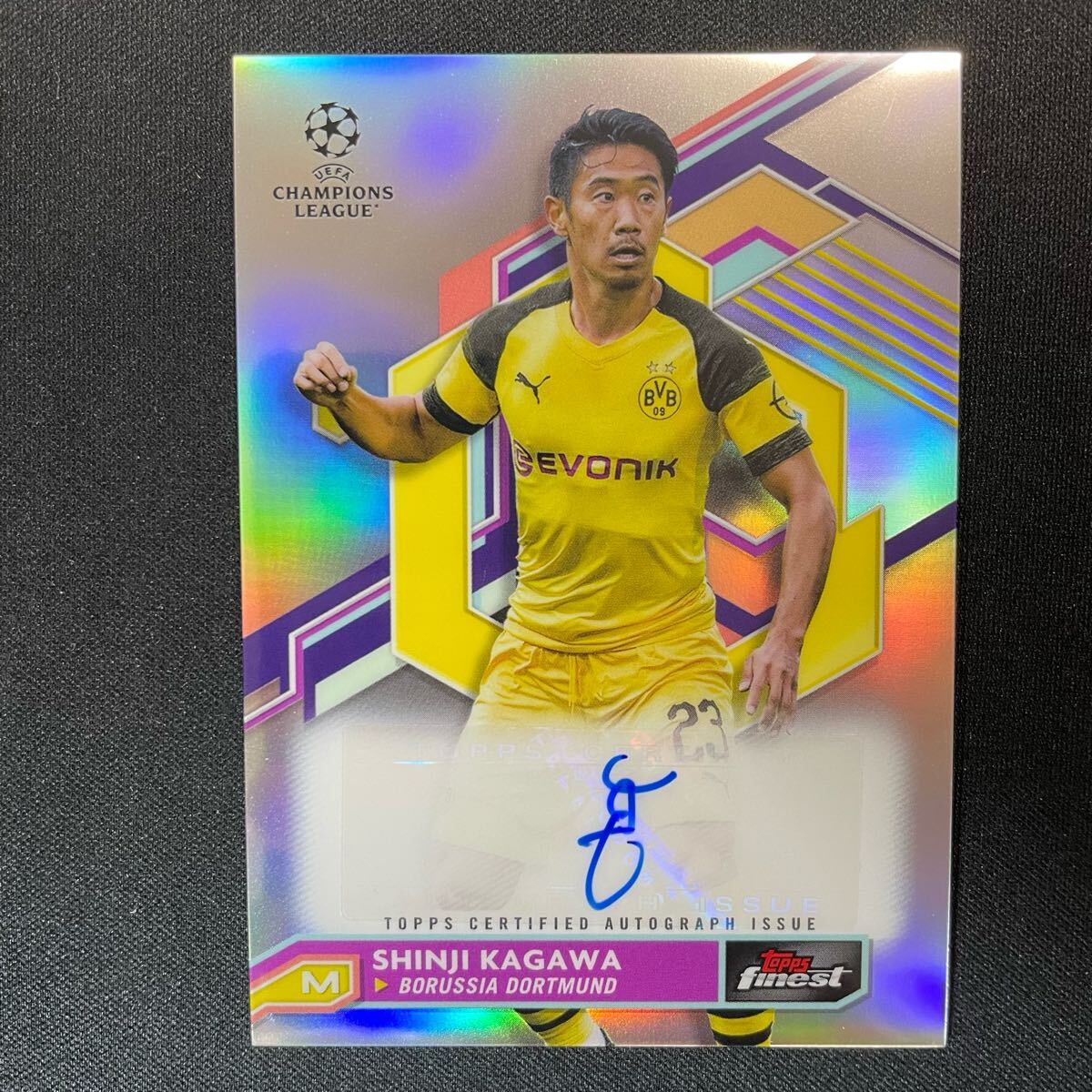 2022-23 Topps Finest UEFA Shinji Kagawa Auto Dortmund 直筆 2022-23 Topps Finest UEFA Shinji Kagawa Auto Dortmund 直筆