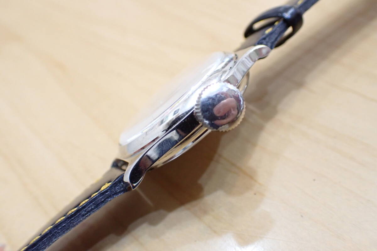 希少 ミッキーマウス PEDRE からくり時計 腕が針 腕時計 希少 ミッキーマウス PEDRE からくり時計 腕が針 腕時計